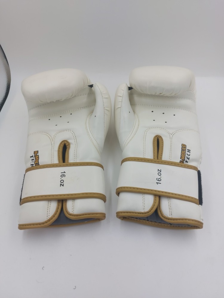 HAWK BOXING GLOVES size 6 16oz
