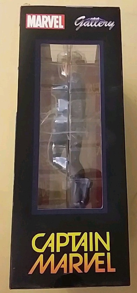 Captain Marvel Shield Edition Marvel Gallery SDCC Previews PX Exclusive Box Open