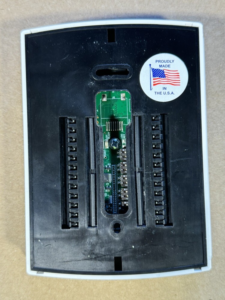 Kmc Controls Bac-120063Cw Controller,6 Relay,3 Universal Outputs
