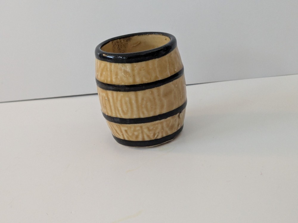 Mini Ceramic Barrel Shot Glas 2"