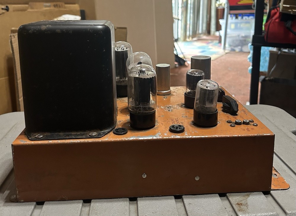 Rockola Model 1438 Original Amplifier - Untested