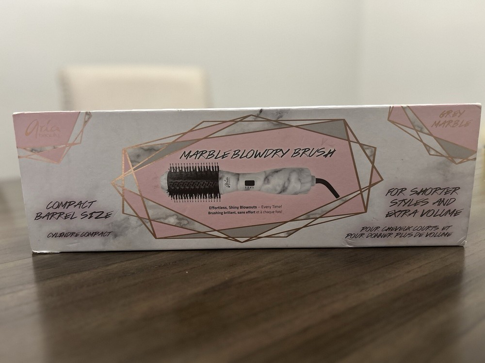 Aria Marble Blowdry Brush