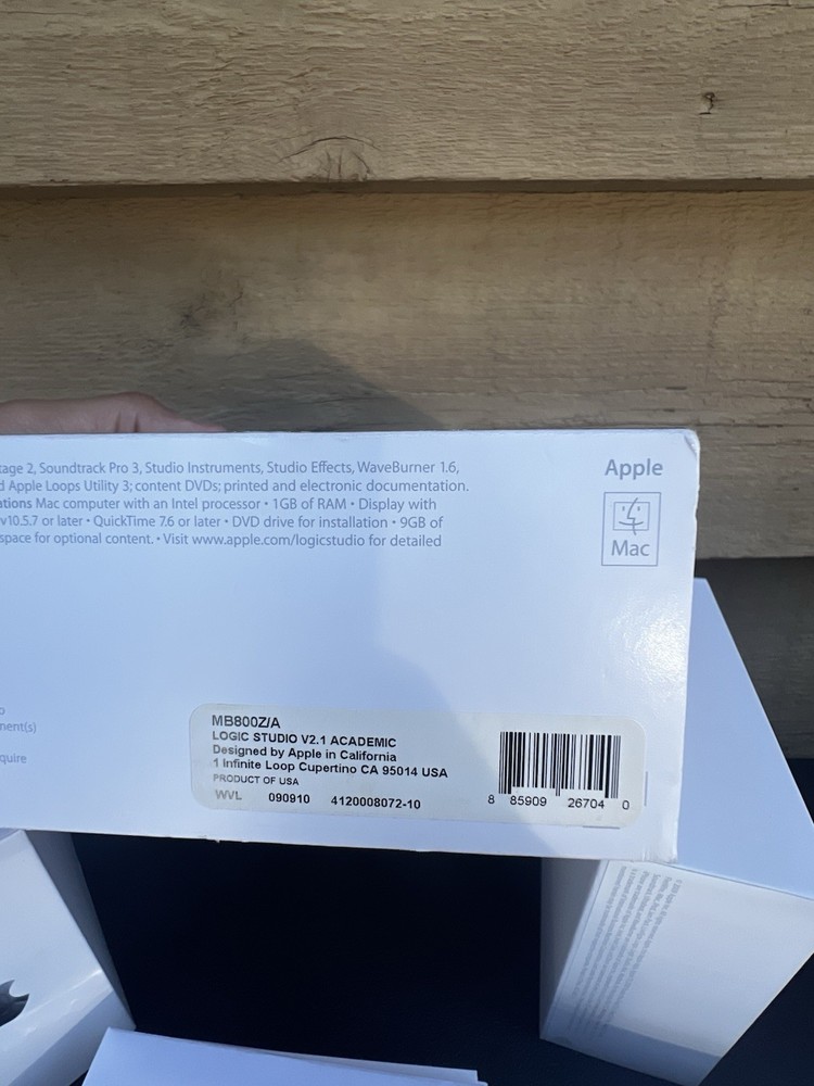 Apple Studio Version 2 + Version 2.1 + Final Cut Studio academic Set Of 3