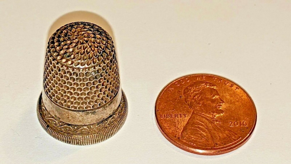 Waite Thresher Sterling Silver Thimble