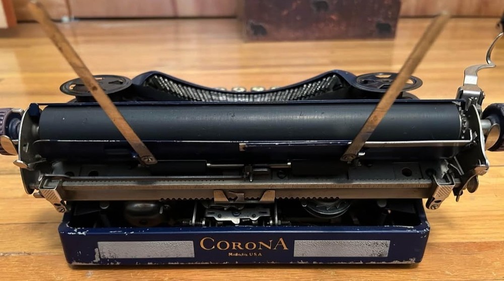 1928 Georgetown University Corona 4 Typewriter