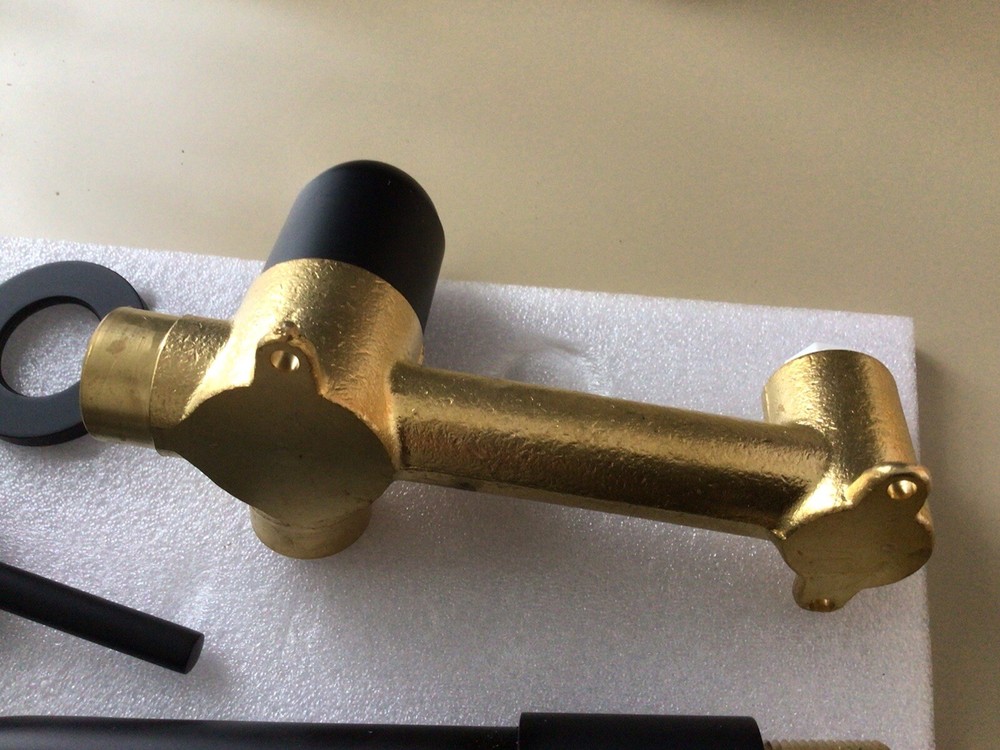 Maxwell One-Handle Wall Mount Bathroom Faucet Matte Black B1904-MB