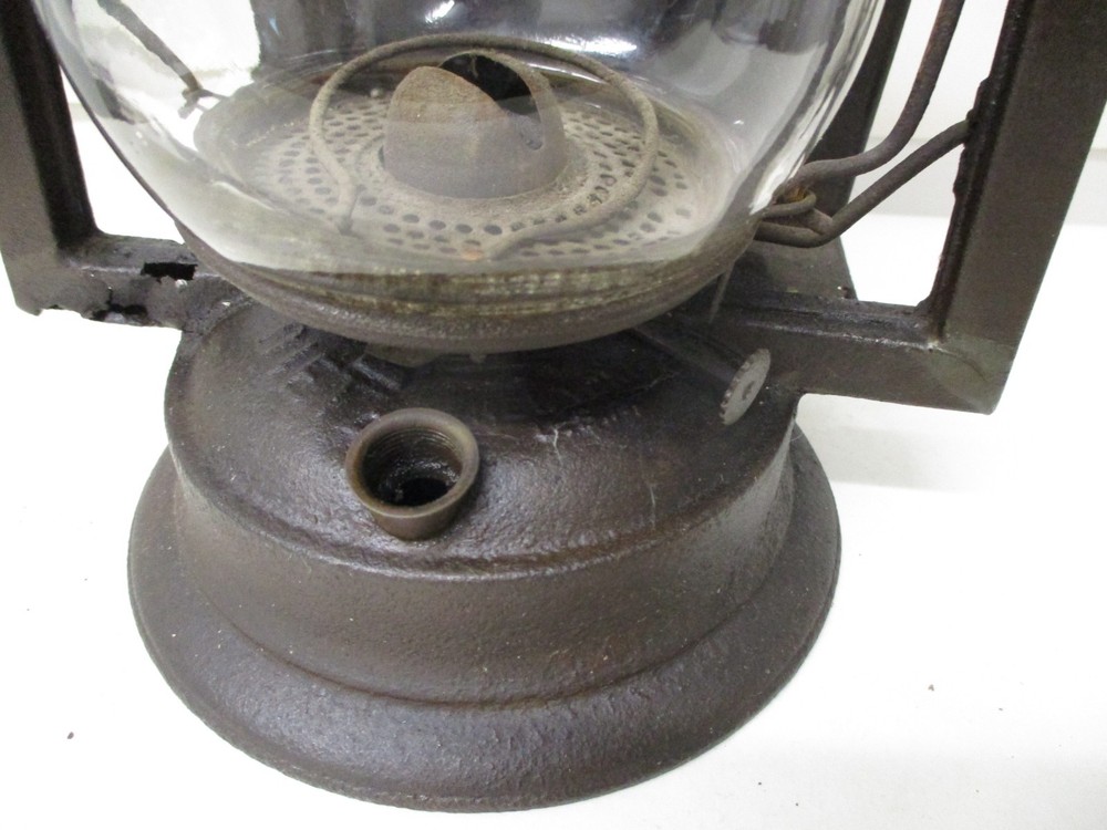 VINTAGE DIETZ BUCKEYE DASH LAMP LANTERN