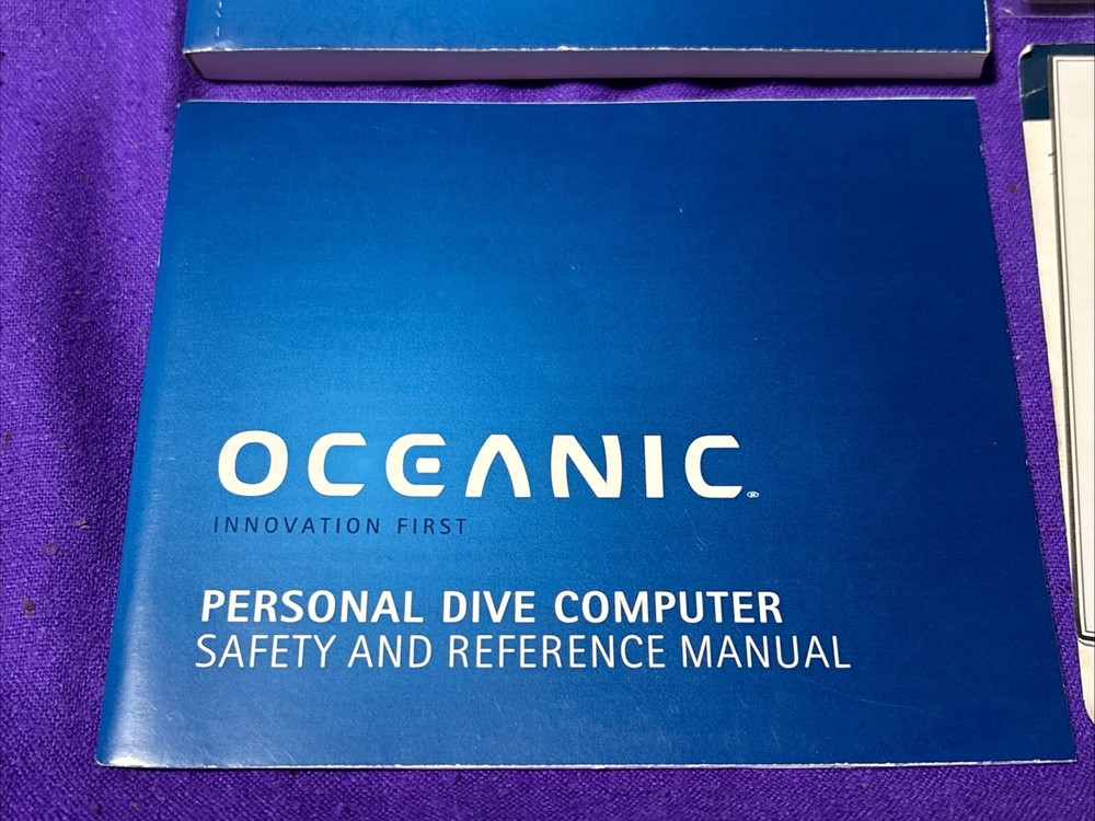 Oceanic Datamask Wireless Comp Mask Power Cord, Operating Manual, Demo Disk +++