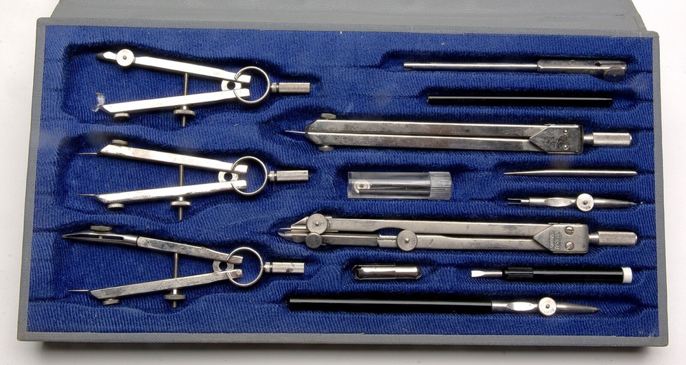 Dietzgen Universal Germany Drafting Basic Student Instrument Kit VTG. Case