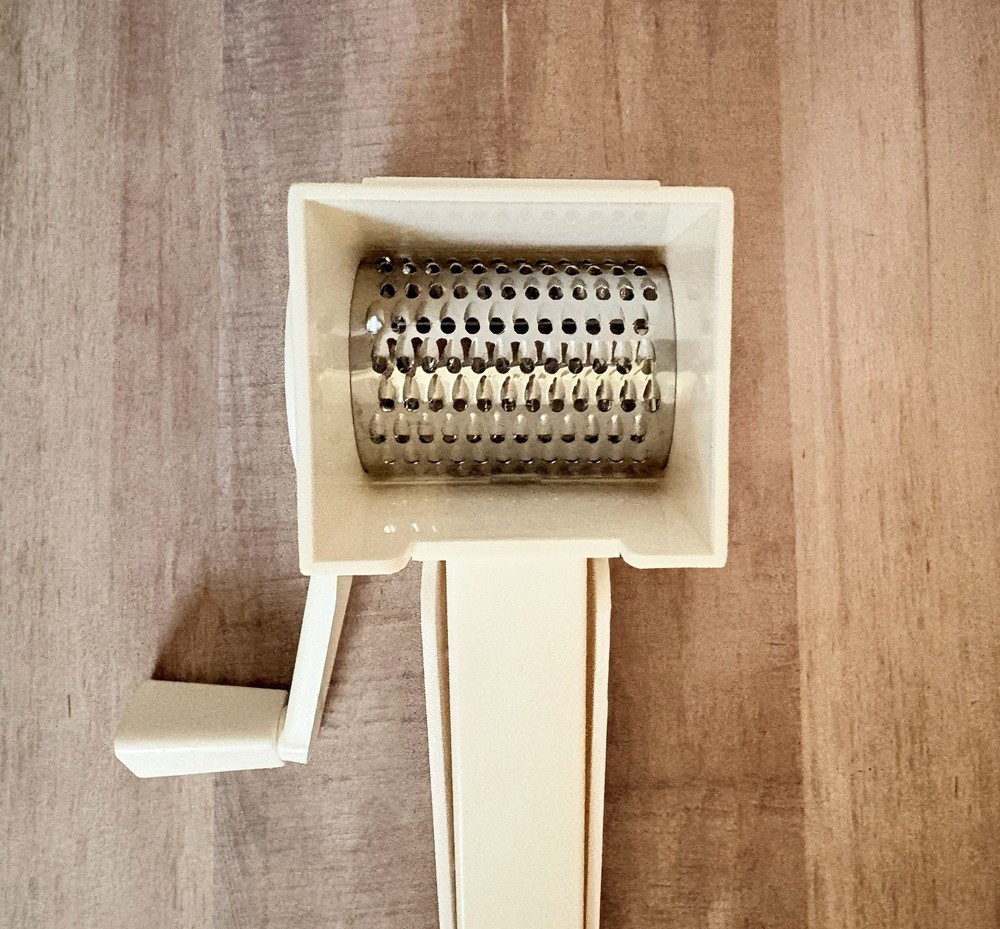 Handheld Rotary Cheese Grater By EKCO Excellent Condition