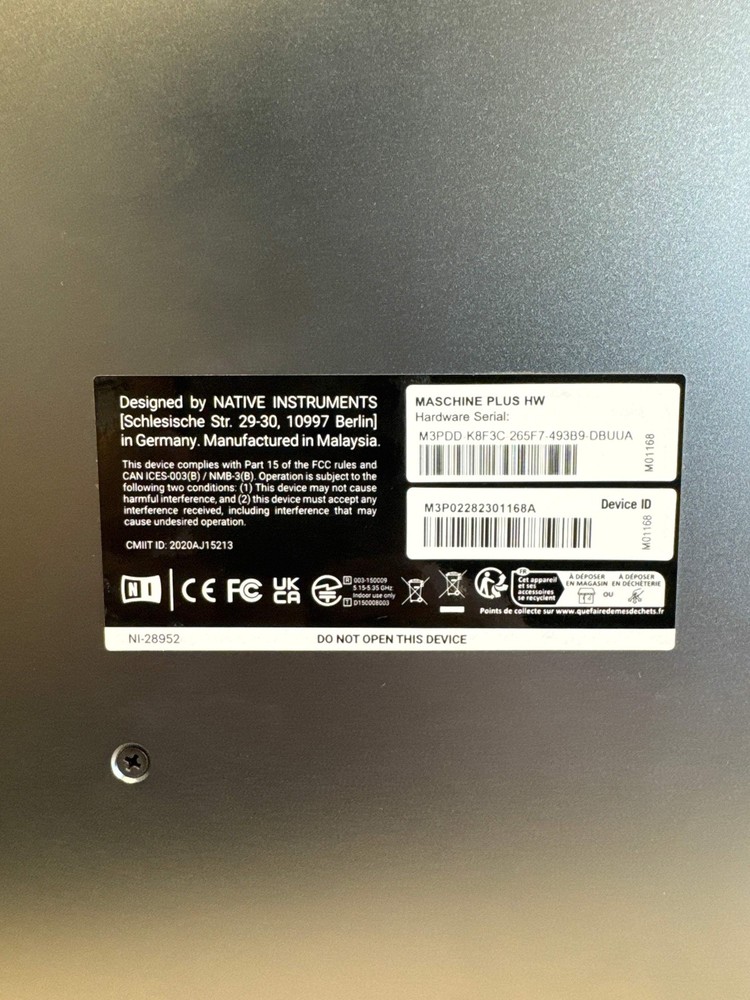 Native Instruments Maschine Plus HW – Standalone Production - Read!