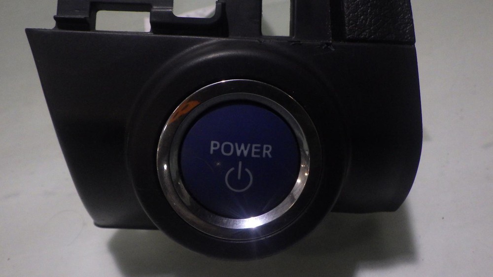 13 TOYOTA CAMRY Keyless ignition