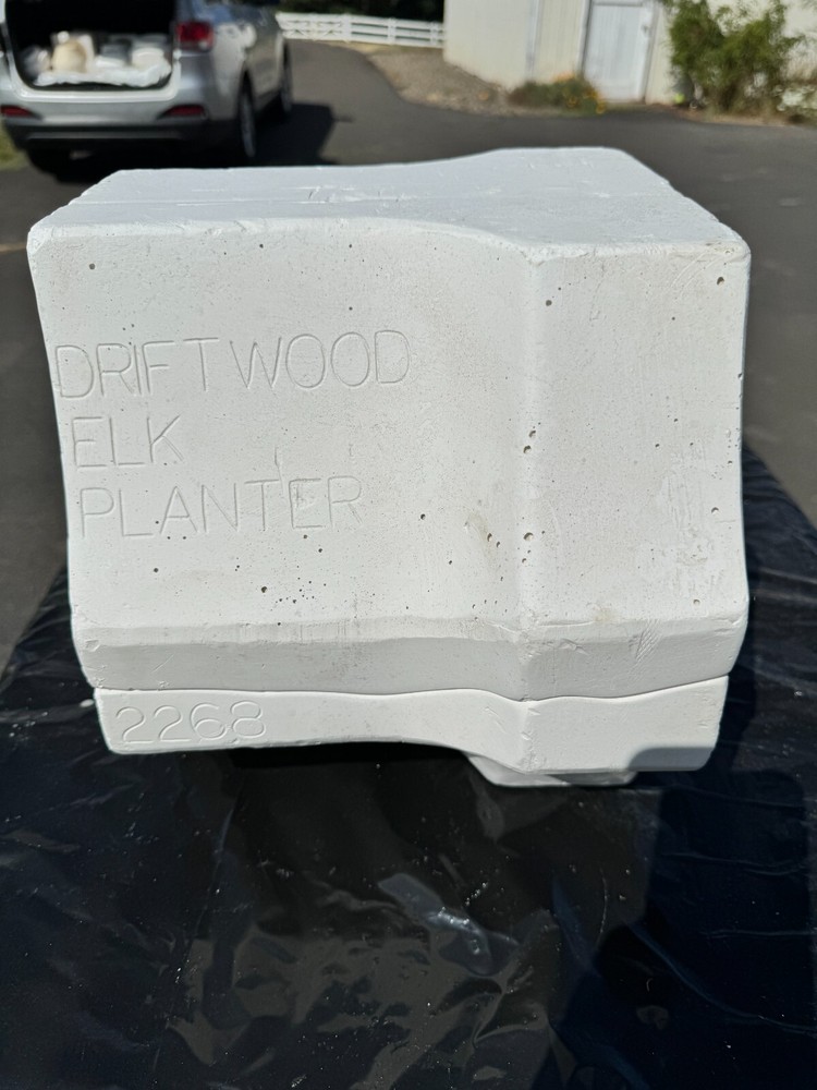 VINTAGE DOC HOLLIDAY CERAMIC MOLD #2268 ELK PLANTER