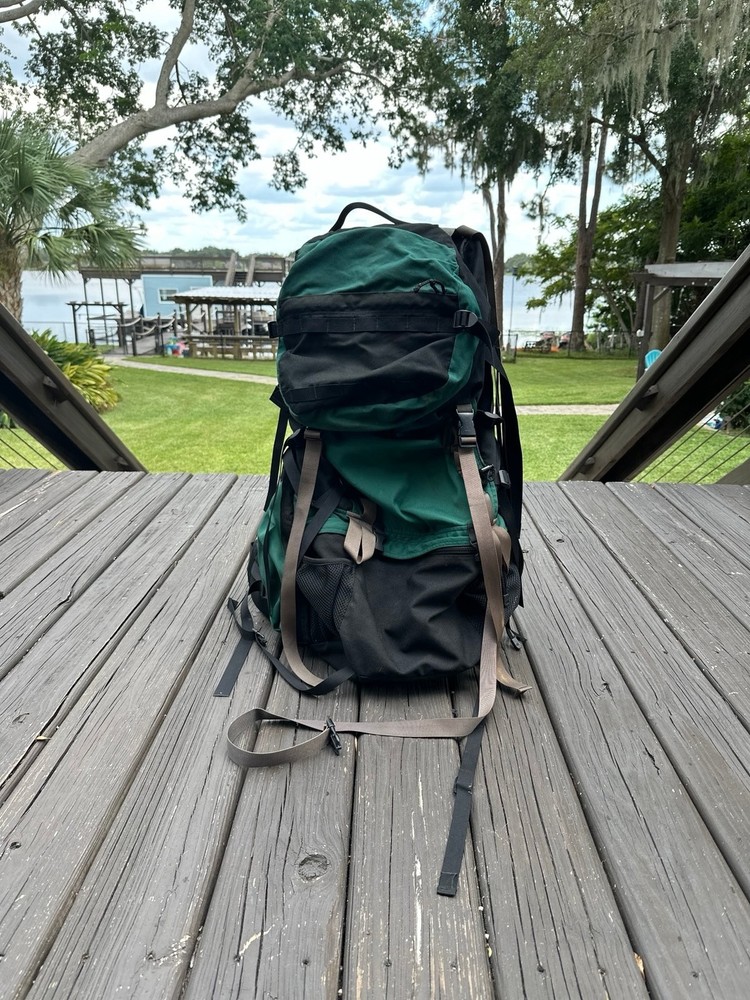 THE NORTH FACE Rogue Large Hiking Outdoors Technical Backpack