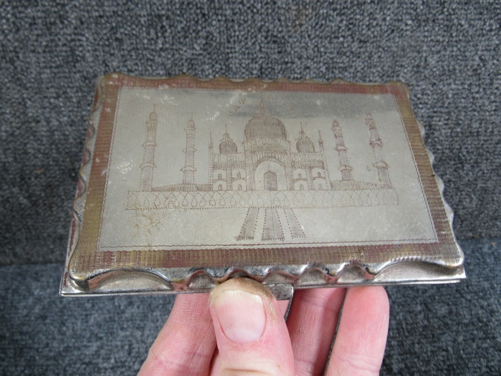 ANTIQUE INDIAN ENGRAVED SILVER PLATE CIGARETTE CASE / BOX, INDIA MAP & PALACE