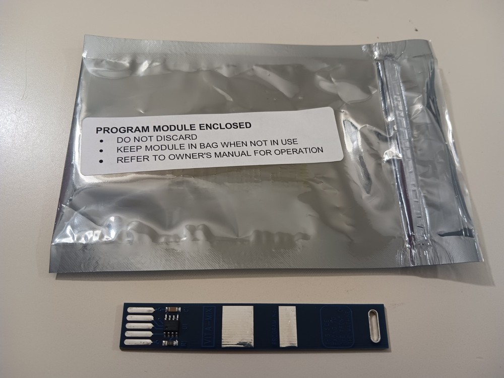 Vita Mix Drive Socket Program Chip PGM176 Set Genuine OEM Part 2006 XGN004