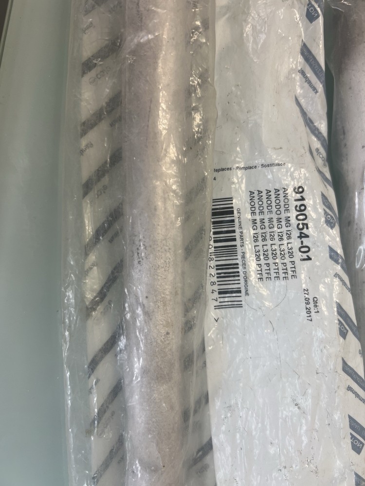 Ariston 919054-01 Anode (D:26 L:370) + Plug M1