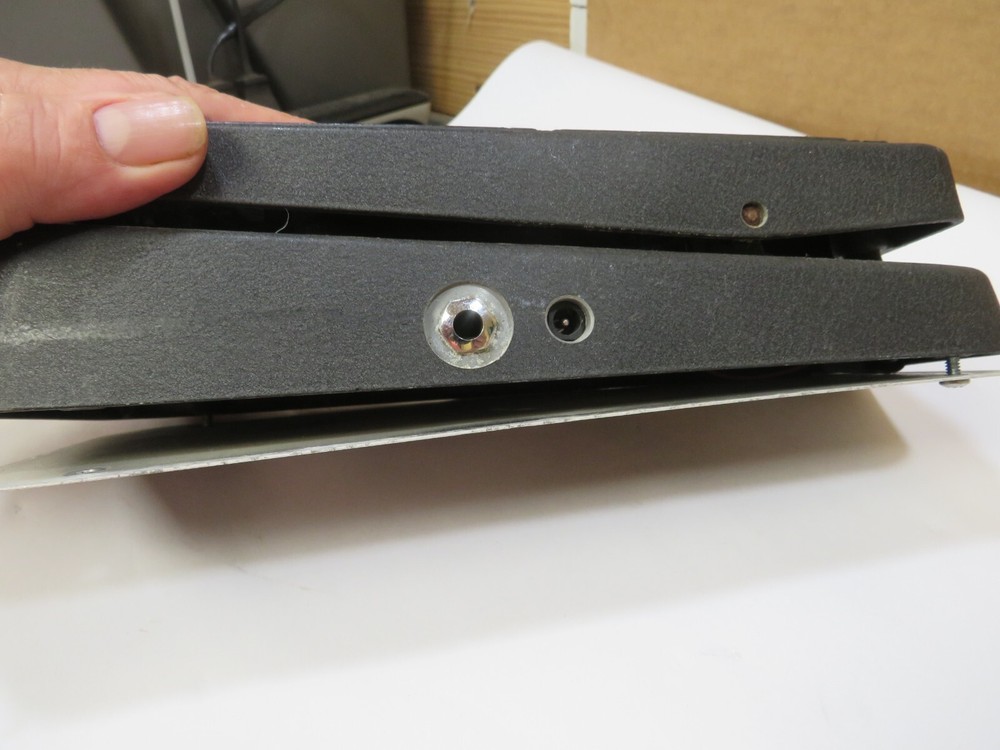 cry baby gcb-95 tested working