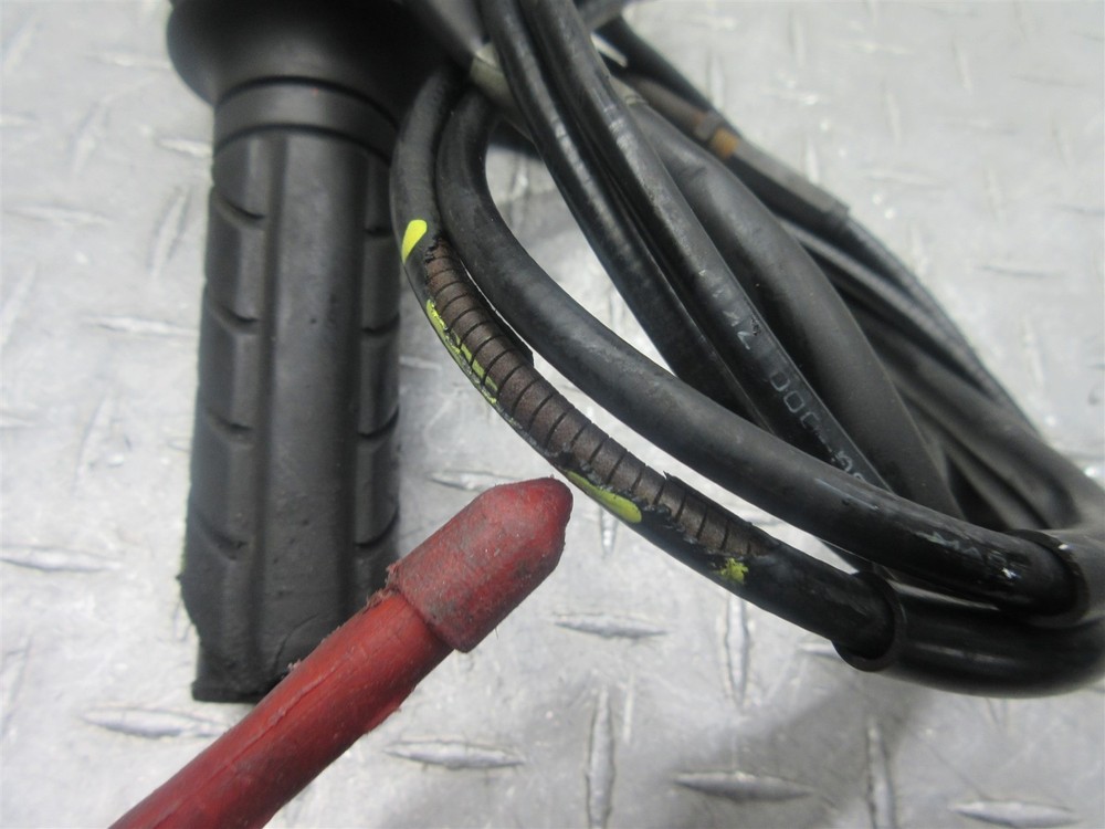 1998 98-00 Honda VFR800 Interceptor Right Switch Throttle Control Cable Grip