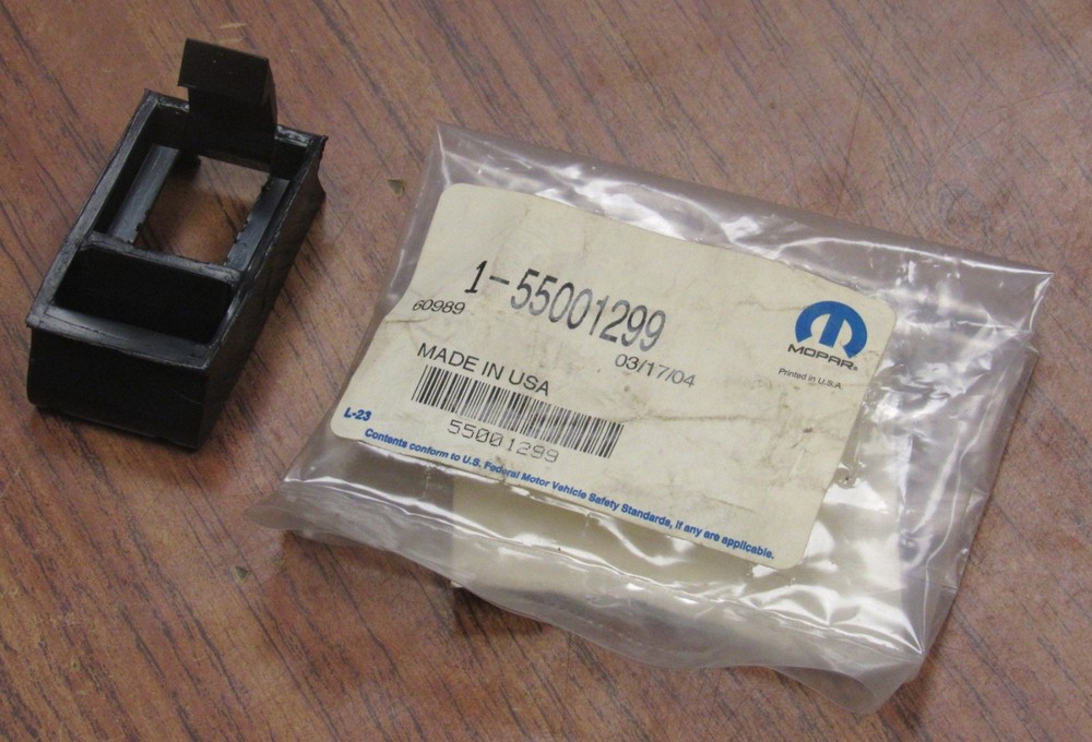 NOS Mopar OEM 55001299 Storage Bin Latch