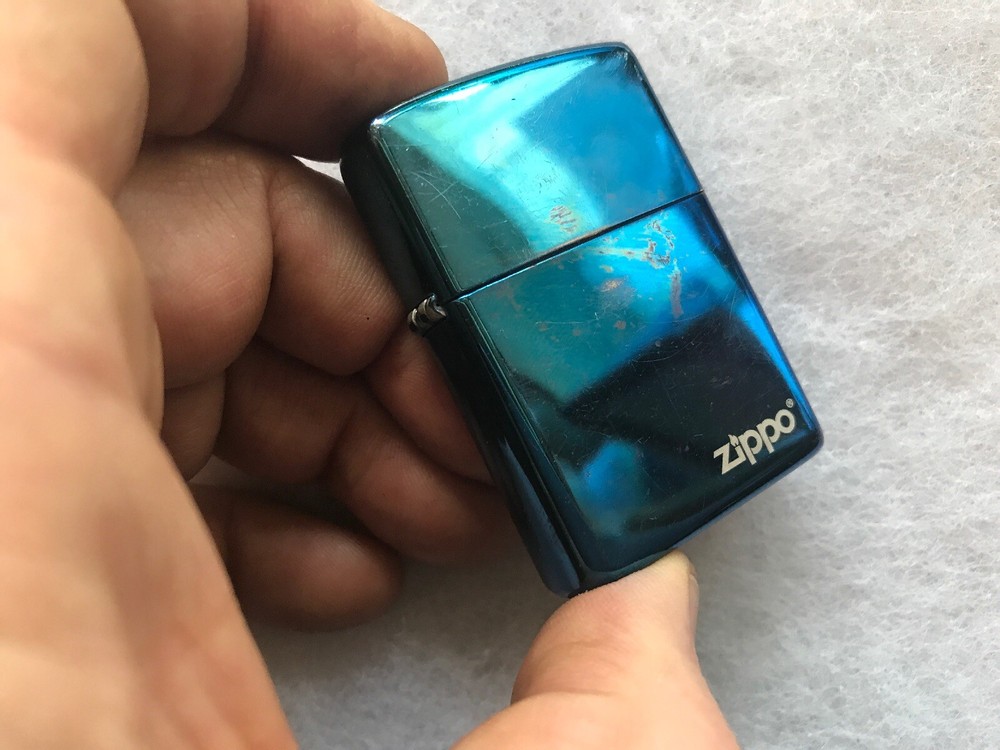 Metallic Blue Vintage ZIPPO CIGARETTE LIGHTER