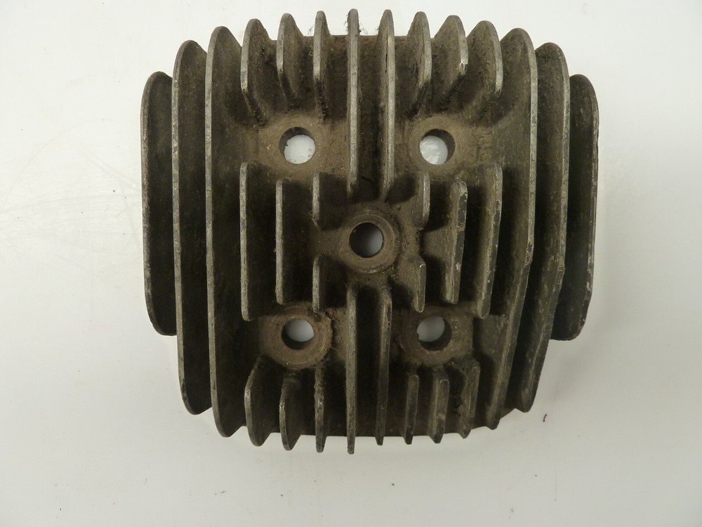 Yamaha DT125 C Cylinder Head