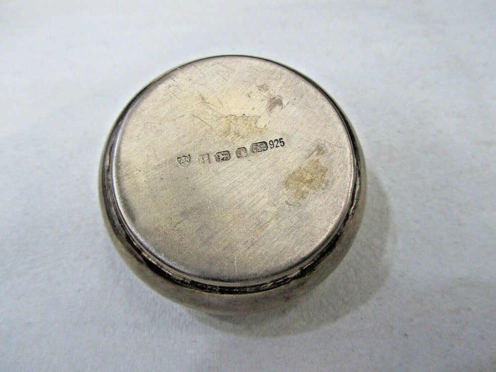 Vintage Sterling Silver Gadget Sewing Needle Holder