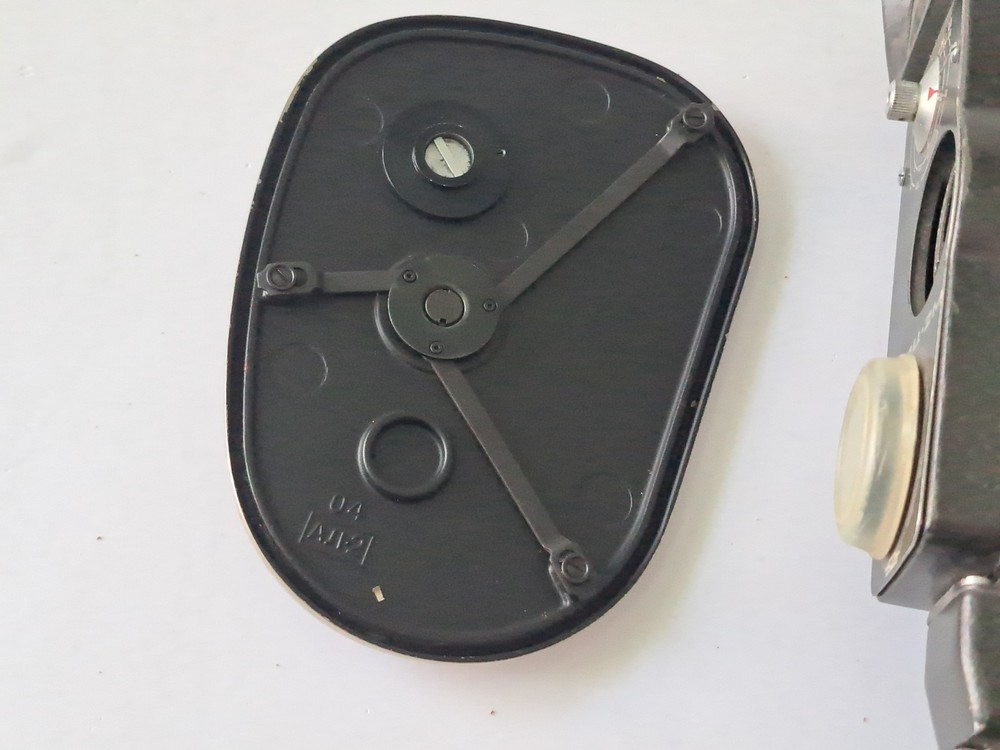 Soviet Vintage Cinema Camera "Quartz 2M", USSR Handheld Camera Quartz 2M