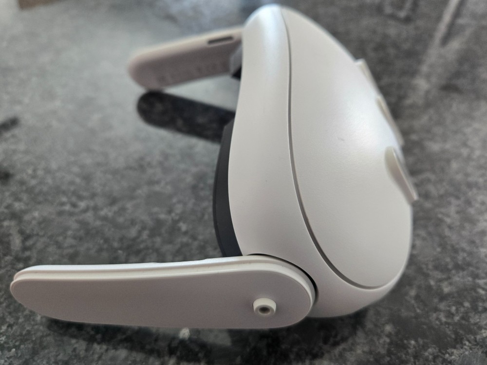 META QUEST 3 128GB HEADSET R9