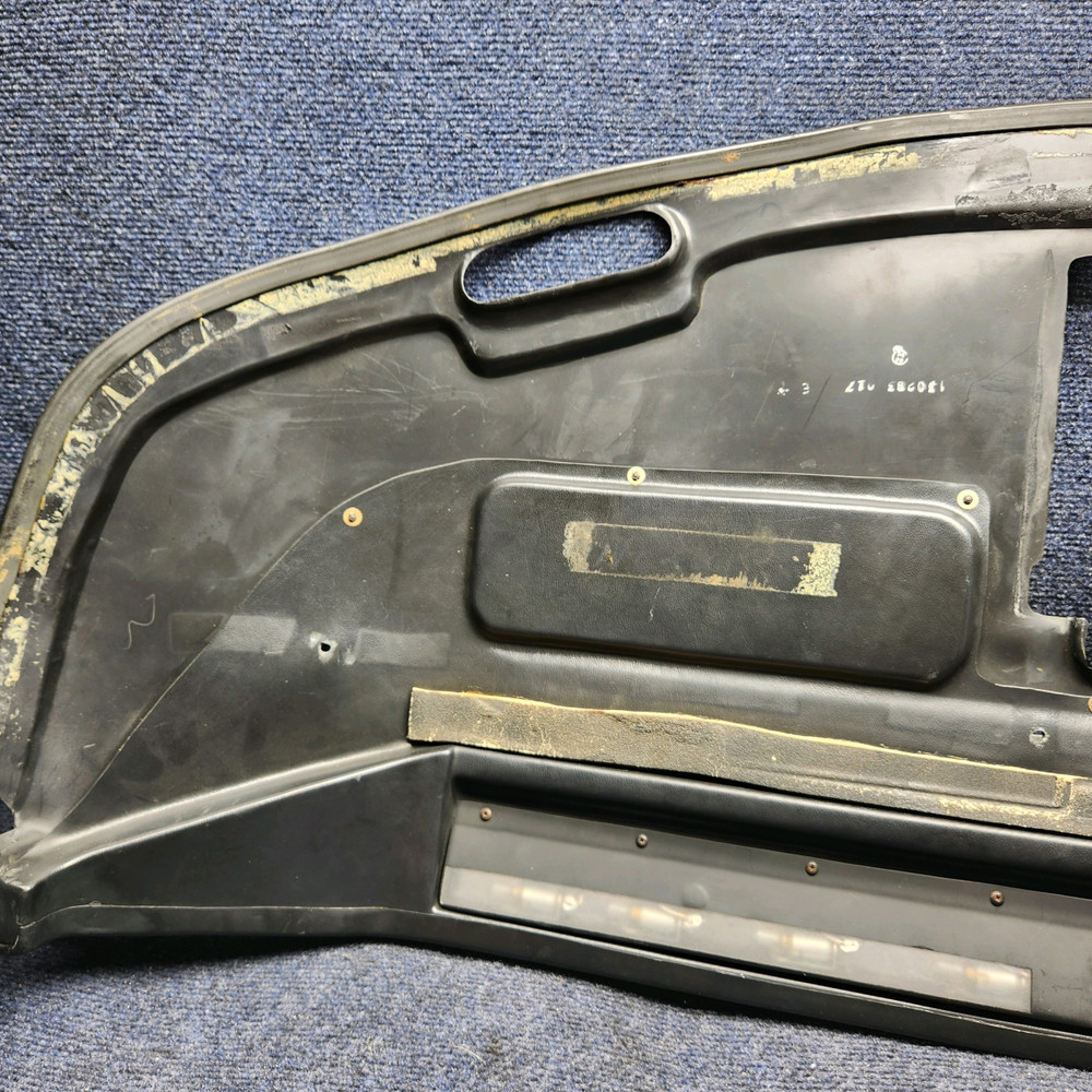 130315-501 | Mooney M20J | GLARESHIELD ASSEMBLY (LIGHTED)