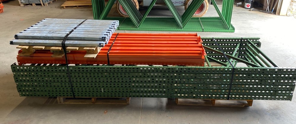 Teardrop Selective Pallet Rack Package