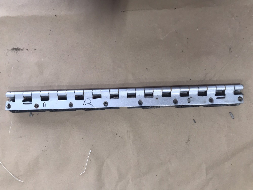 freightliner Fld112/120 Pass Side Door Hinge
