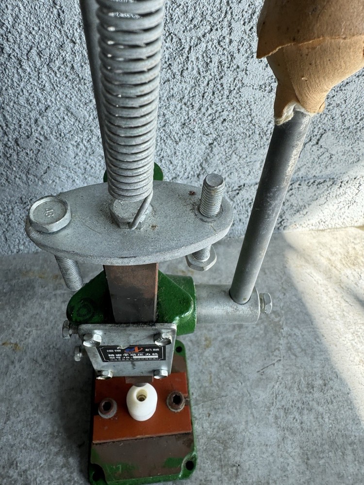 Min De Machinery Precision manual press