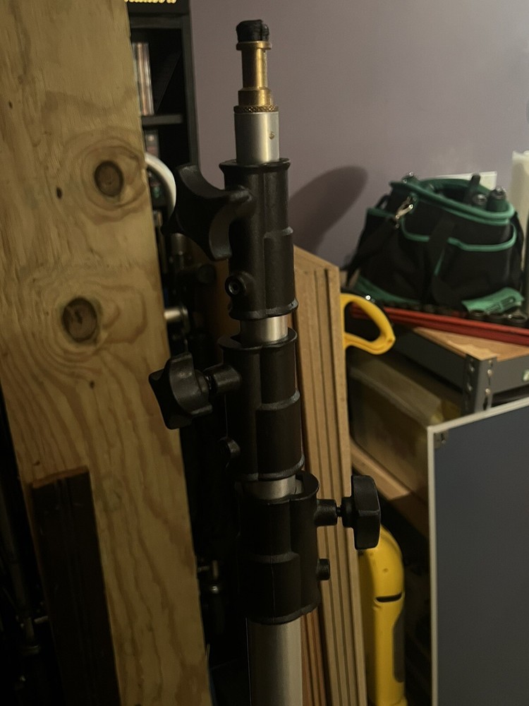 Bogen 3082 Light Stand (no Casters)