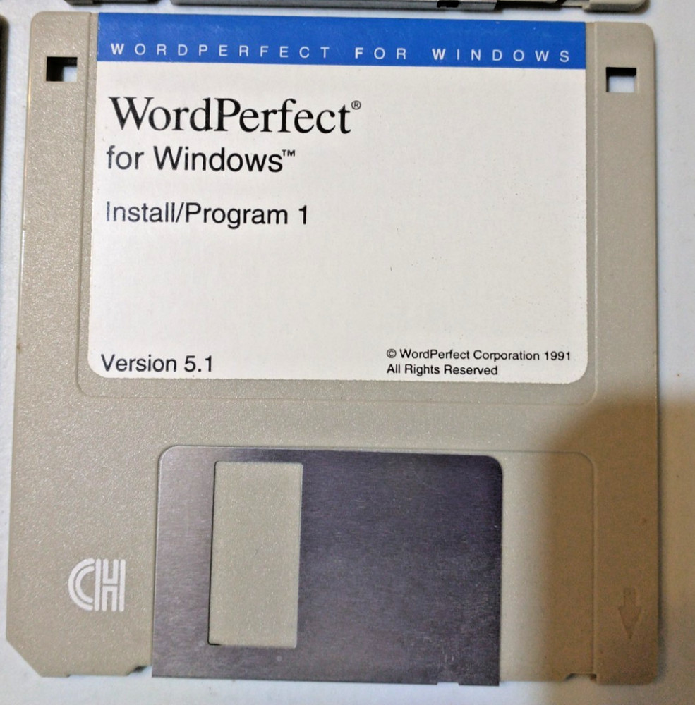 Vintage WordPerfect 5.1 PC Software 3.5 Floppy Set – DOS Word Processor
