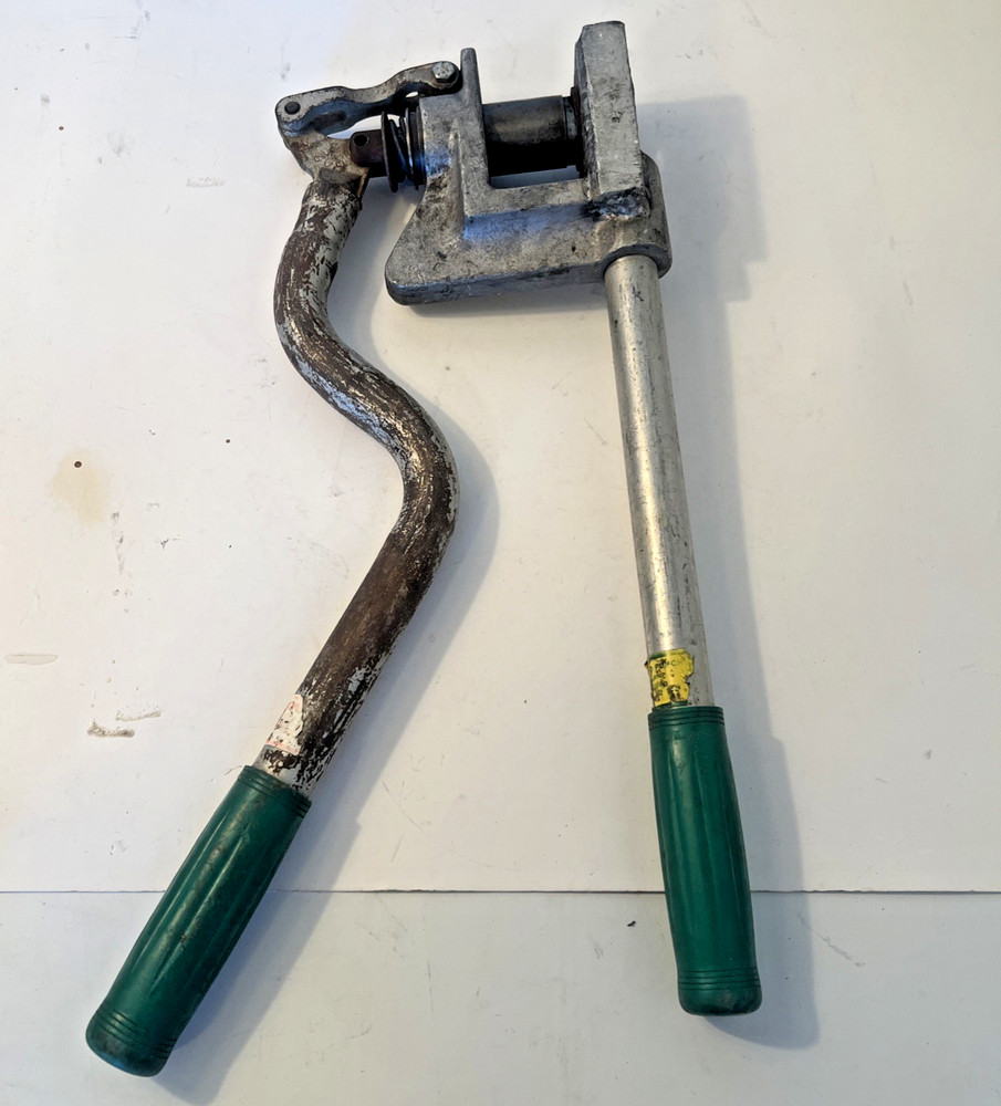 Greenlee 710 Stud-Metal Punch Assembly + More Needs Some Tlc