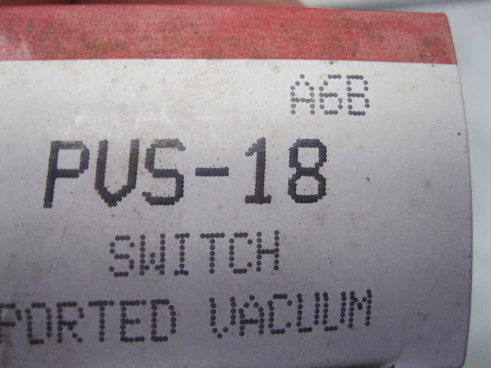 Ported Vacuum Switch Standard PVS18 (black)
