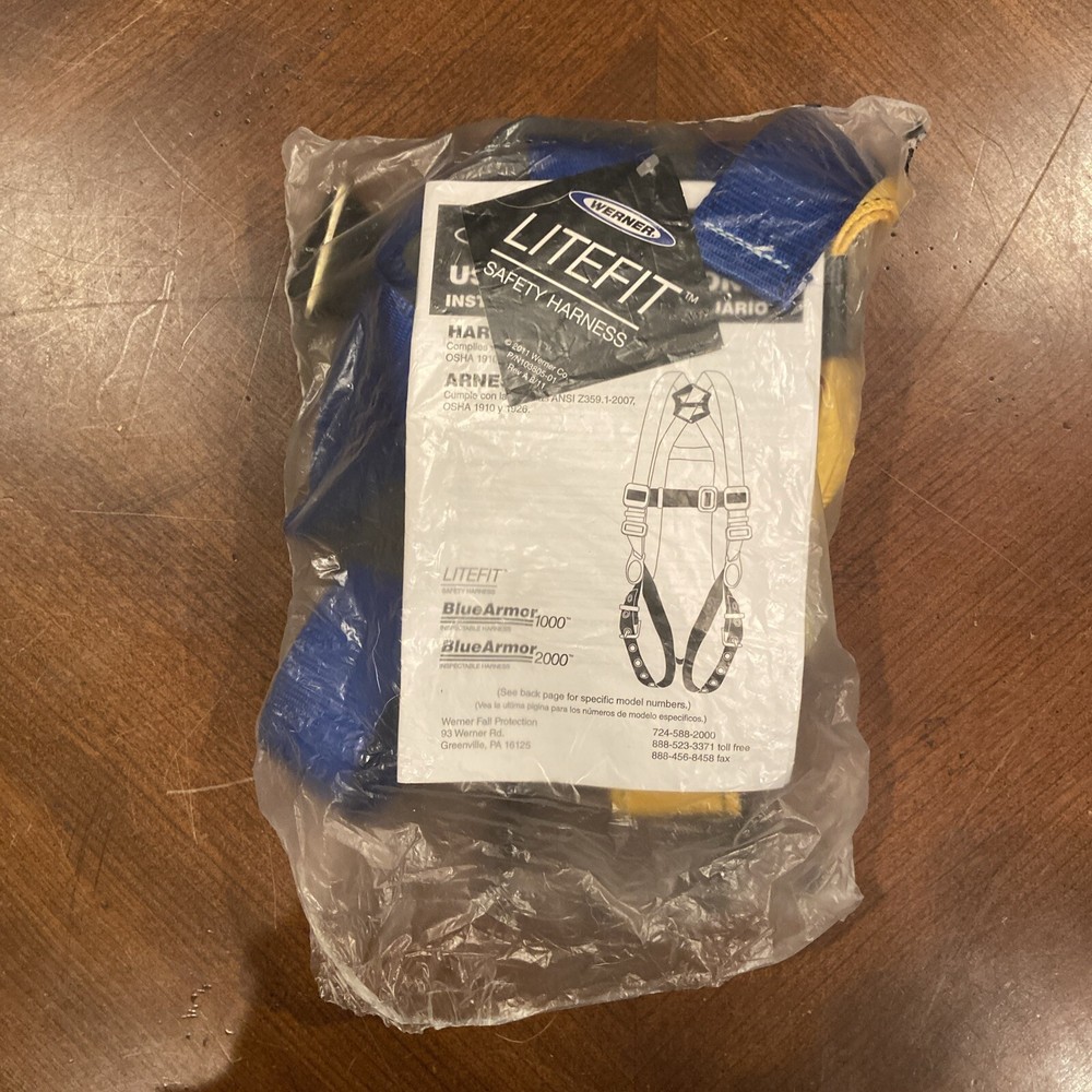 Werner Blue Armor Standard Safety Harness - Medium/Large M/L H311002