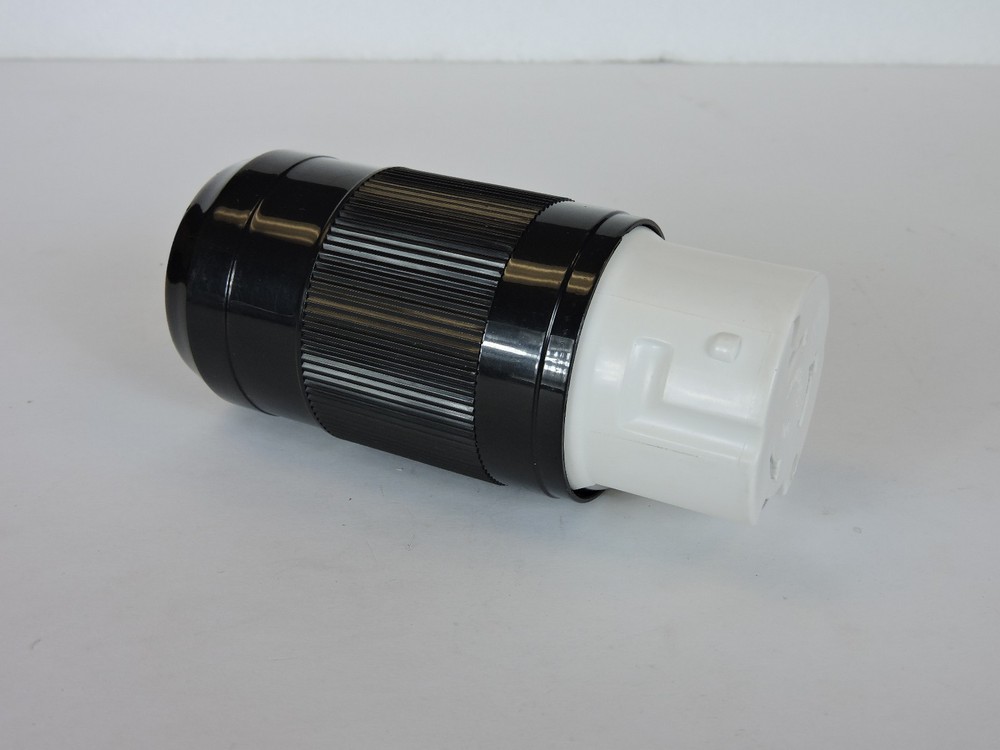 New RV 50A 125/250V 50 amp Female Twist Connector locking