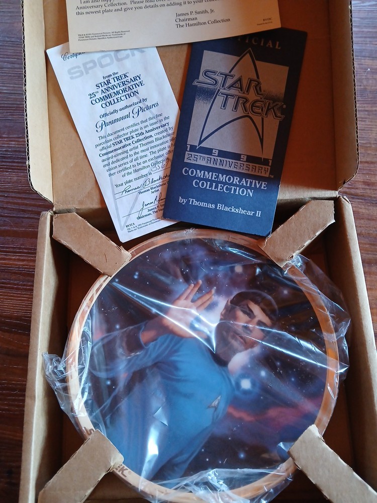 Star Trek Plate - Spock Plate +COA NEW