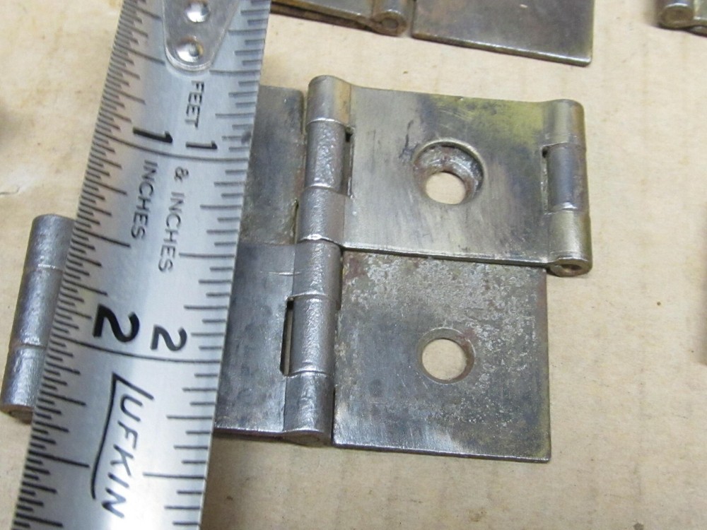 Lot of 30 Assorted hinges