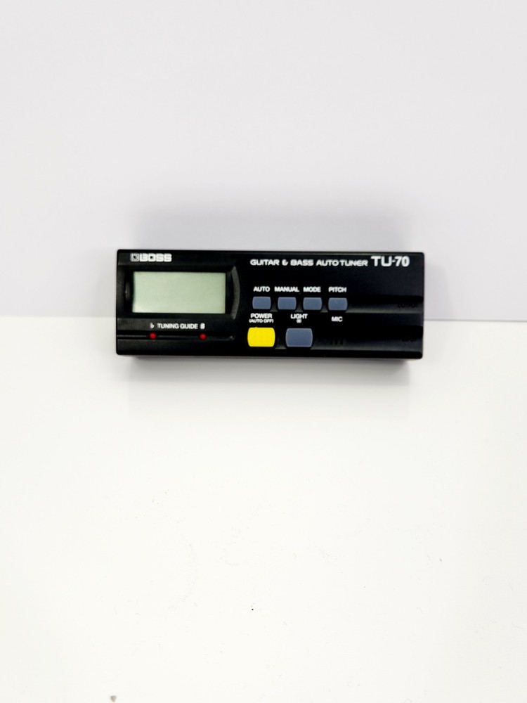 Boss Guitar & Bass Auto Tuner-TU-70 Powers On