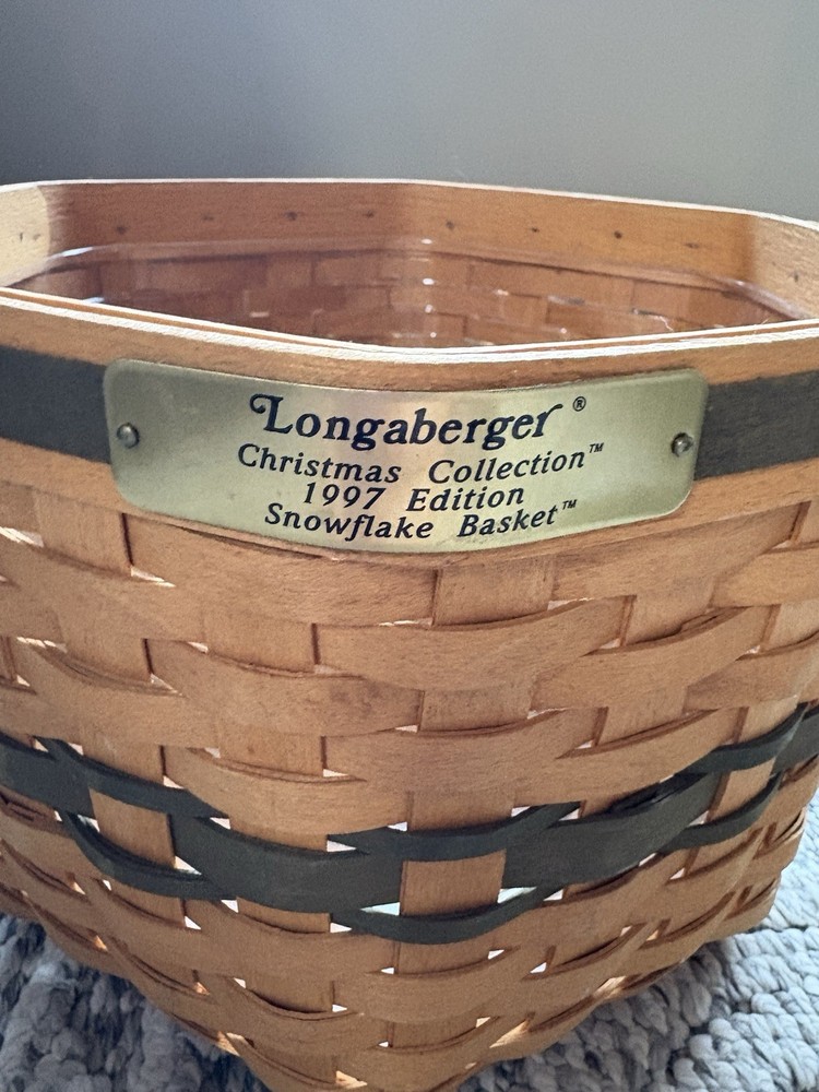 1997 Longaberger Green Snowflake Basket with Protector