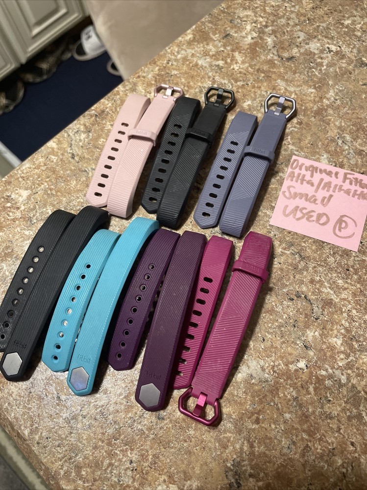 FITBIT ALTA OR ALTA HR OEM Replacement Bands Color Small Used
