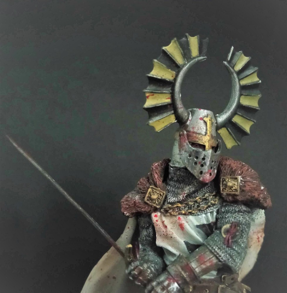 Teutonic knight painted figure 90 mm