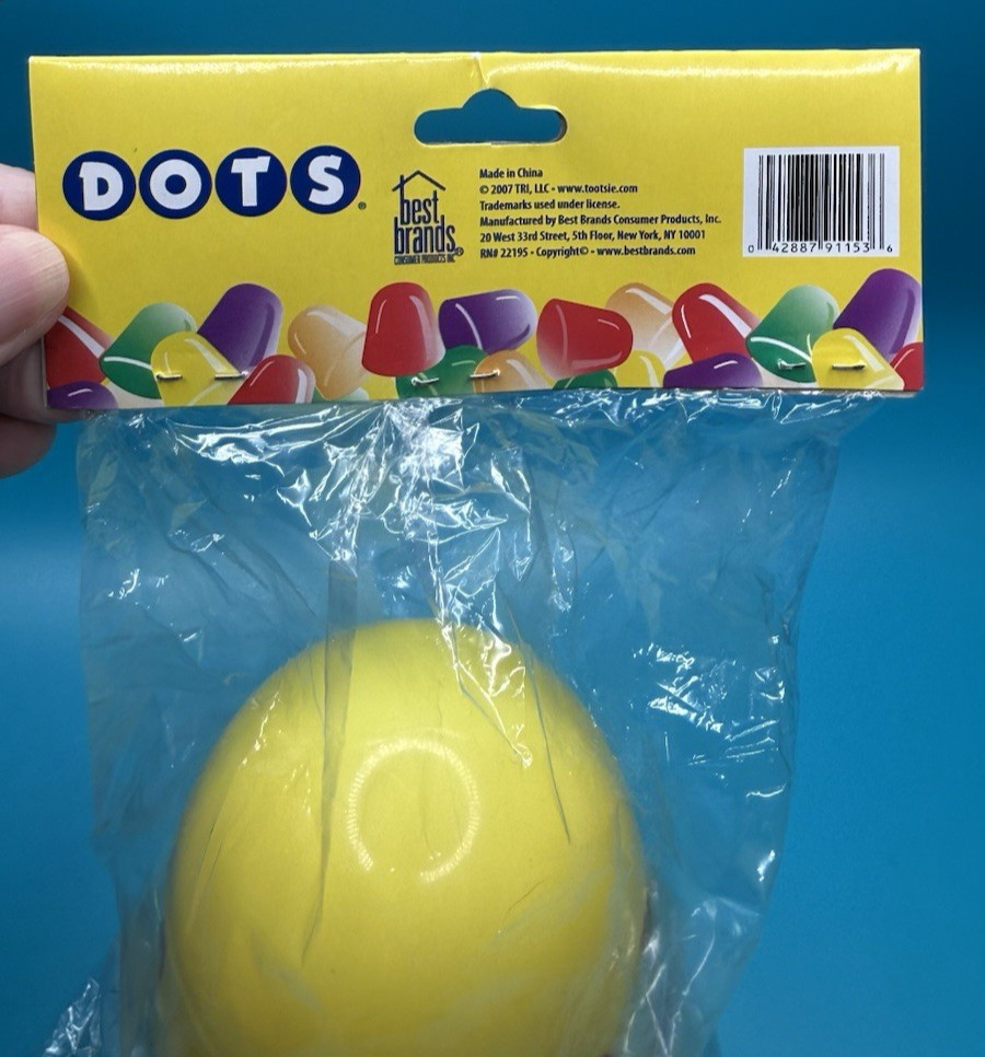 NEW Sealed DOTS Candy Best Brands Plastic Snack Container 2007 4" Tall