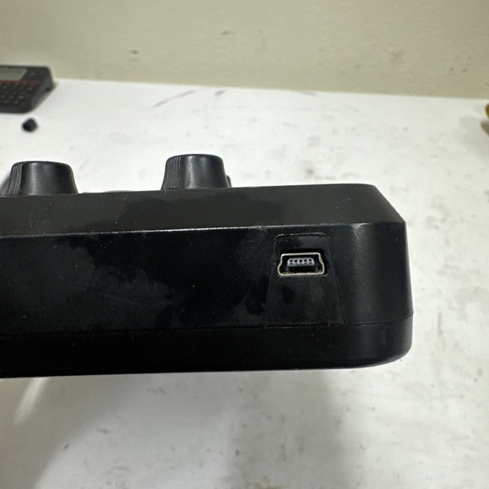 AKAI Professional MPKmini *READ*