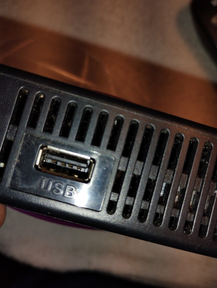 rca atsc converter box wit remote untested