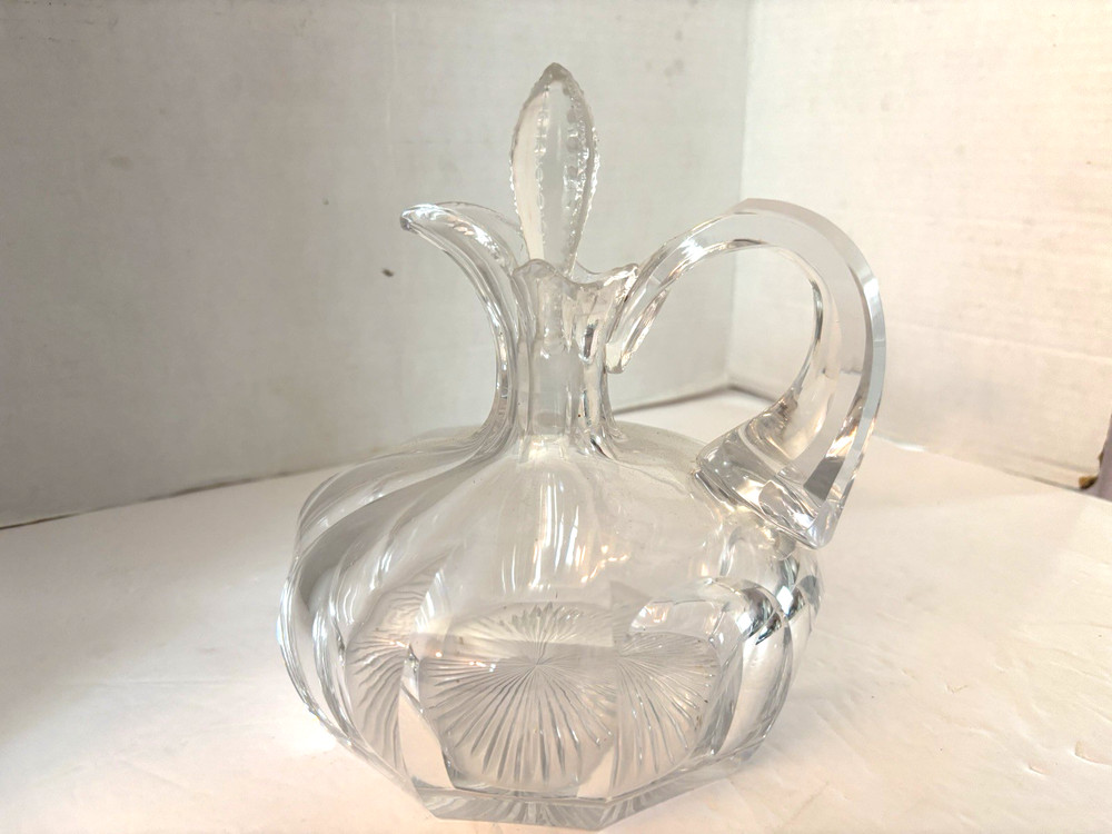 Vintage Beautiful Heavy  Crystal 6.5" Decanter with Stopper applied handle