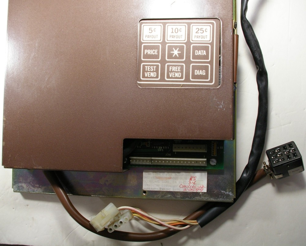 National 145 SNACK VENDING MACHINE CONTROL BOARD Keyboard & Display Tested